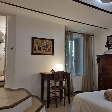 Ferienwohnung Mas De La Petite Jeanne Grimaud Zimmer foto