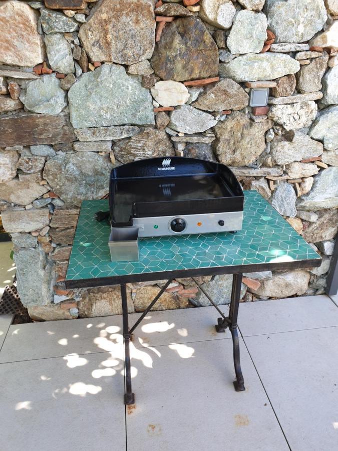Ferienwohnung Mas De La Petite Jeanne Grimaud Exterior foto